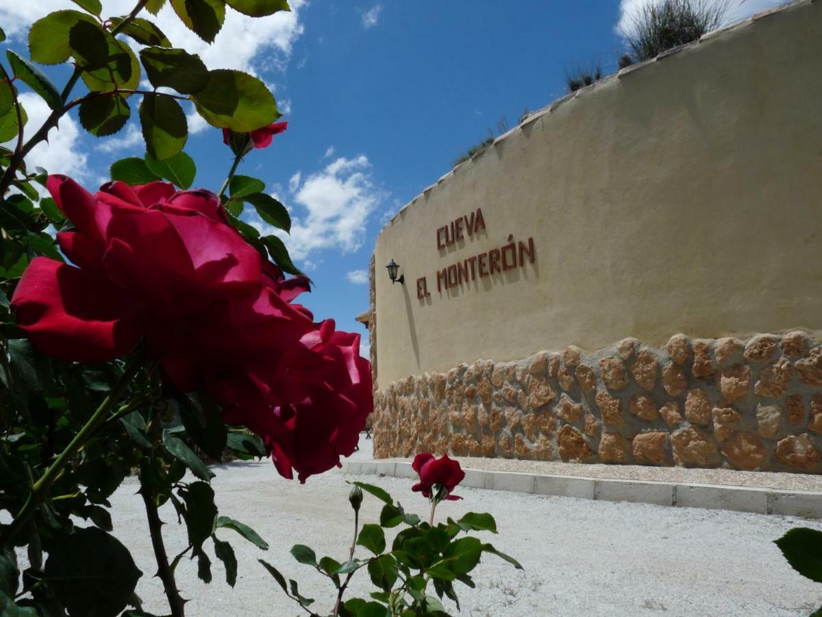 Cueva El Monteron Villa Cullar de Baza Екстериор снимка